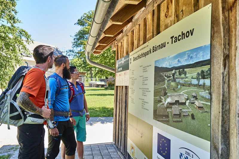 Der Geschichtspark Bärnau-Tachov im Oberpfälzer Wald liegt  auf einem Goldsteigzuweg und ist nicht nur für Mittelalterfans sehenswert. 