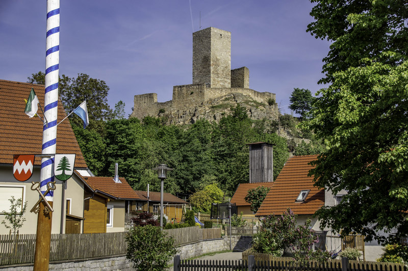 Blick auf die Burgruine Haus Murach im Oberpfälzer Wald
