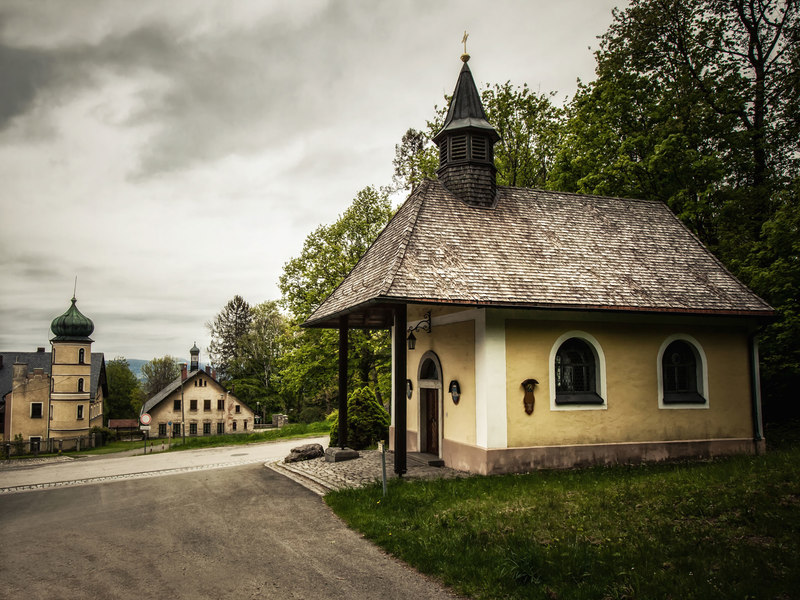 Die Voithenbergkapelle befindet sich bei dem alten Schloss in Furth im Wald.